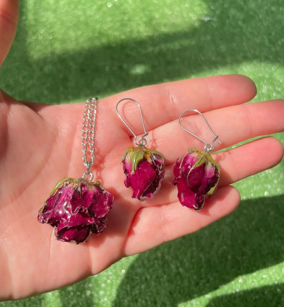 Бижута и аксесоари в цялата България – Resinshopbysiyana - ръчно изработени изделия от епоксидна смола
