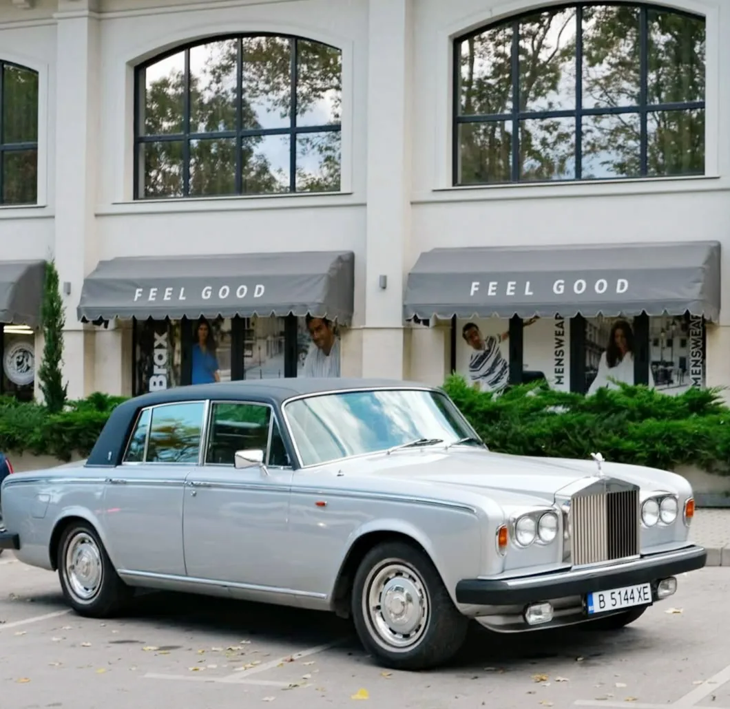 Ретро коли, лимузини, луксозни коли под наем в Варна – Retro Limo Varna - ретро автомобил под наем – снимка 4