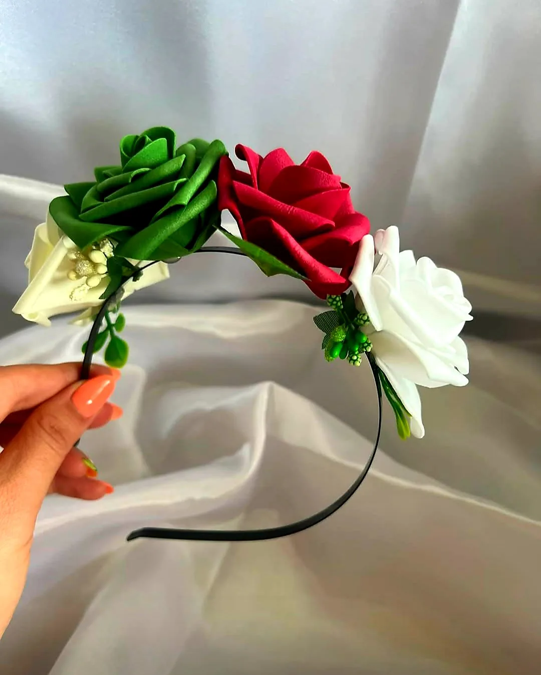 Декоративни цветя и аранжировки в цялата България – Desi’s Flower & Craft - ръчно изработени цветя