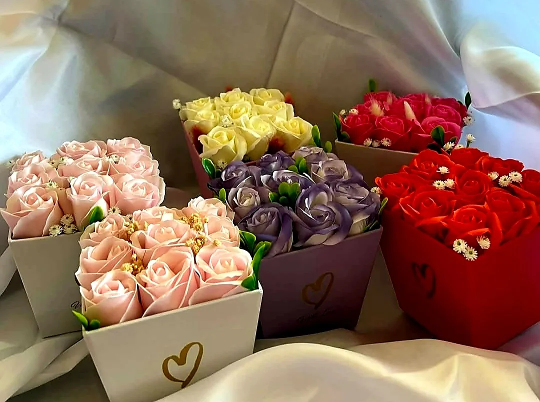 Декоративни цветя и аранжировки в цялата България – Desi’s Flower & Craft - ръчно изработени цветя – снимка 4