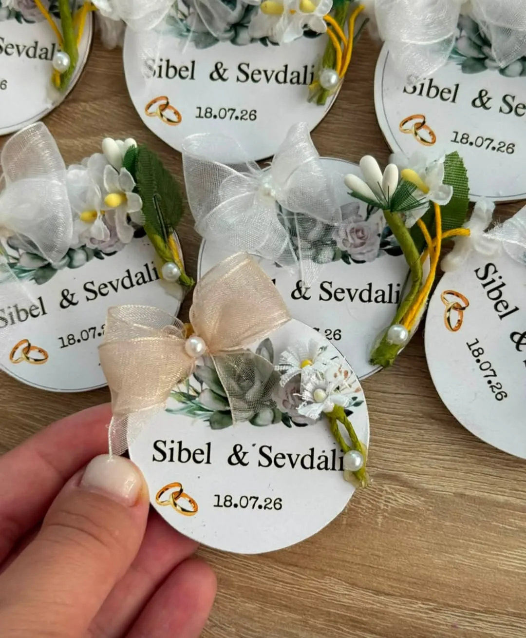 Персонализирани подаръци в цялата България – Essie Giftshop - ръчно изработени подаръци за всеки повод – снимка 5