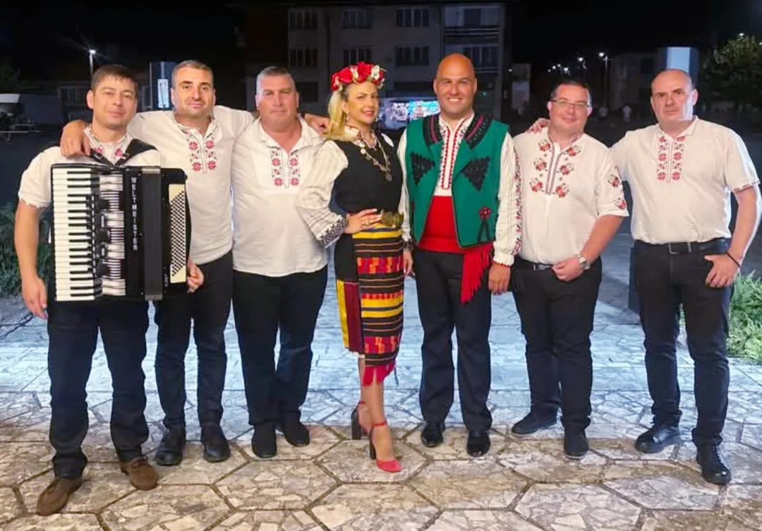 Фолклорни изпълнители и оркестри в цялата България – Оркестър „Жарава“ – снимка 3