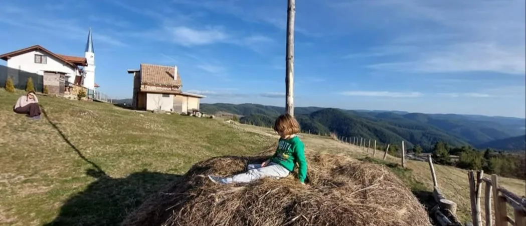 Хижи, вили, еко селища, горски кътове в Орцево – Вила Орцево Vila Ortsevo, община Белица, област Благоевград – снимка 5