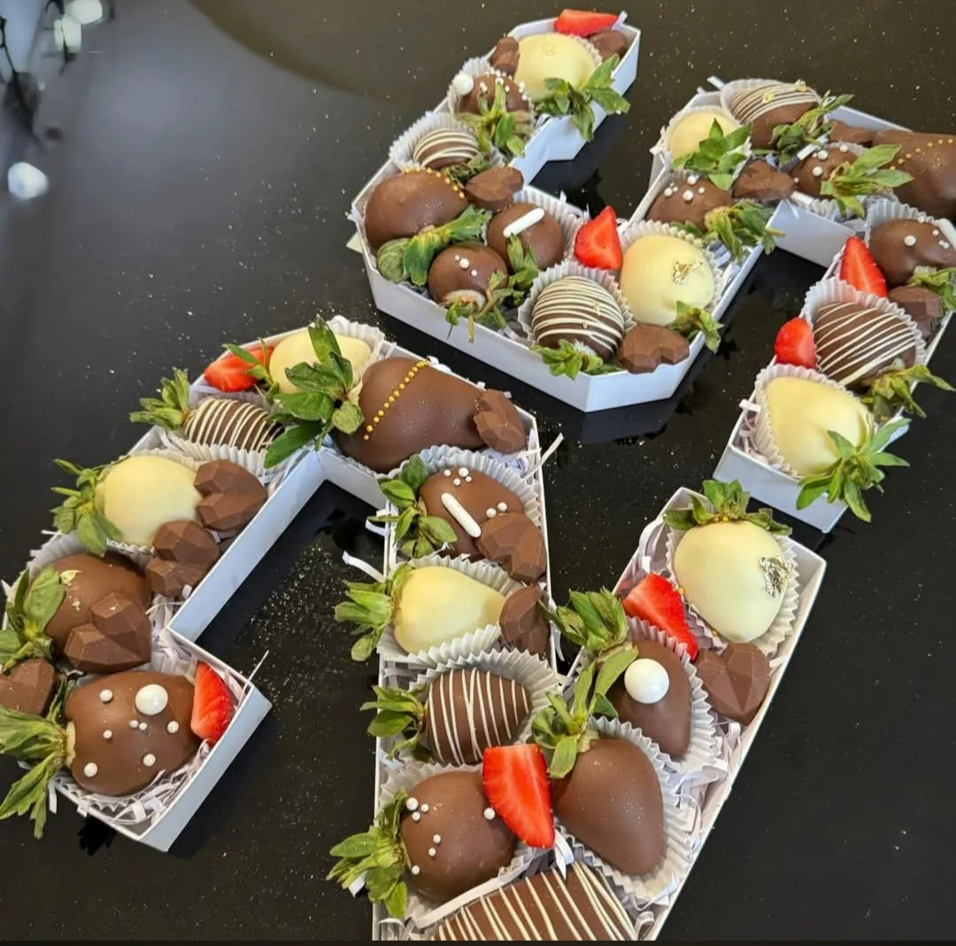 Сладкарници и торти в Монтана – Chocoberrya - торти, десерти и подаръци с шоколад