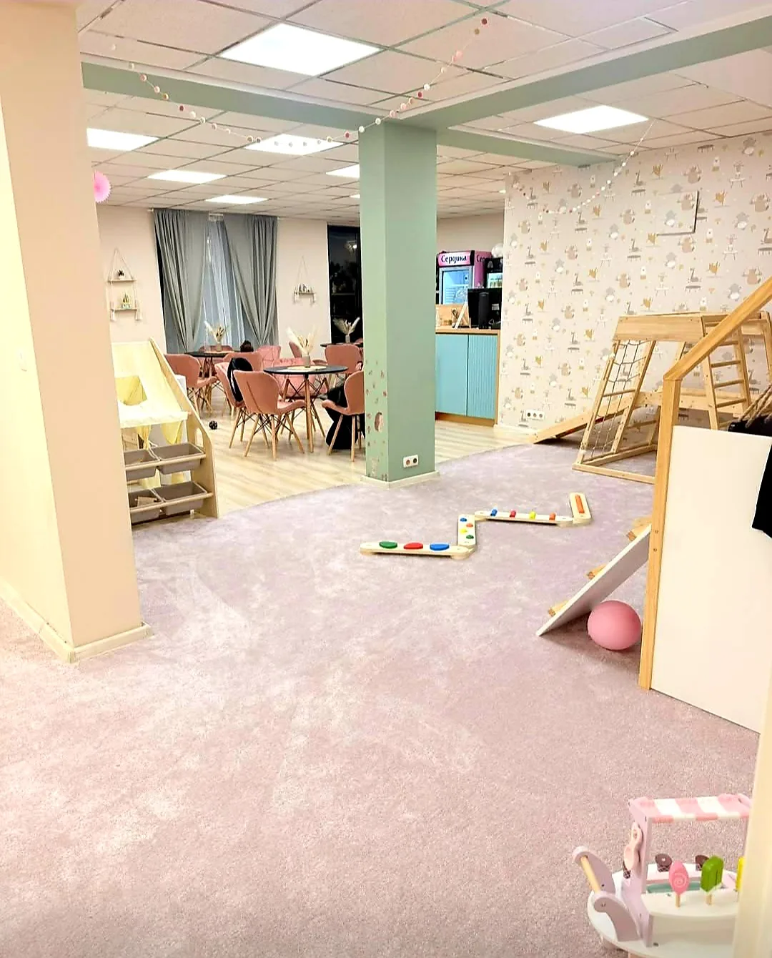 Детски рожден ден: мeстa, аниматори, парти центрове в София – ДОМЧЕ - уютно плейкафе и детски кът в София – снимка 3