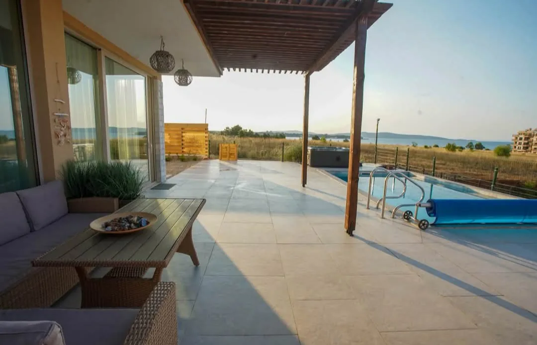 Хижи, вили, еко селища, горски кътове в Лозенец – Casa Azzurro - луксозна вила в Лозенец – снимка 3