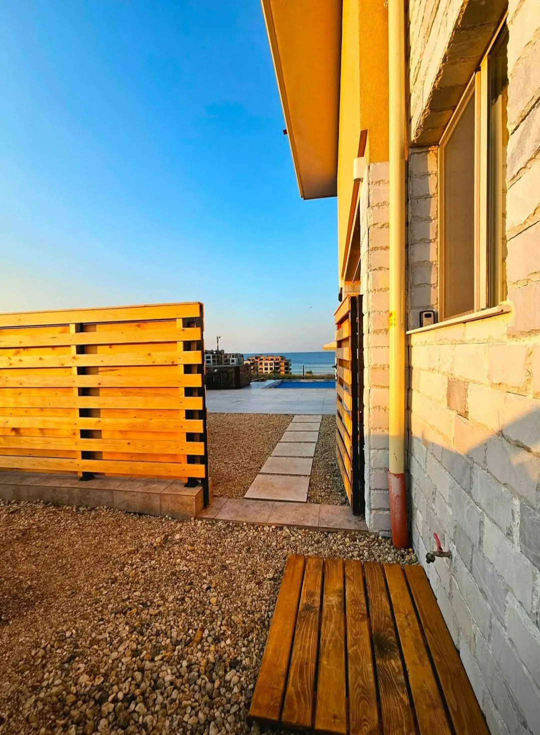 Хижи, вили, еко селища, горски кътове в Лозенец – Casa Azzurro - луксозна вила в Лозенец – снимка 5