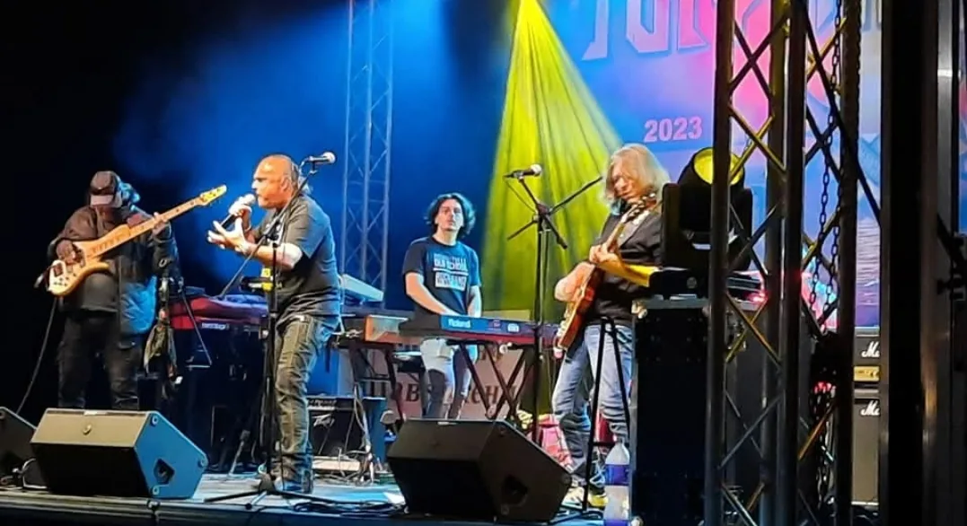 Музикални групи и естрадни изпълнители в цялата България – Old School Rock Band - рок група – снимка 3