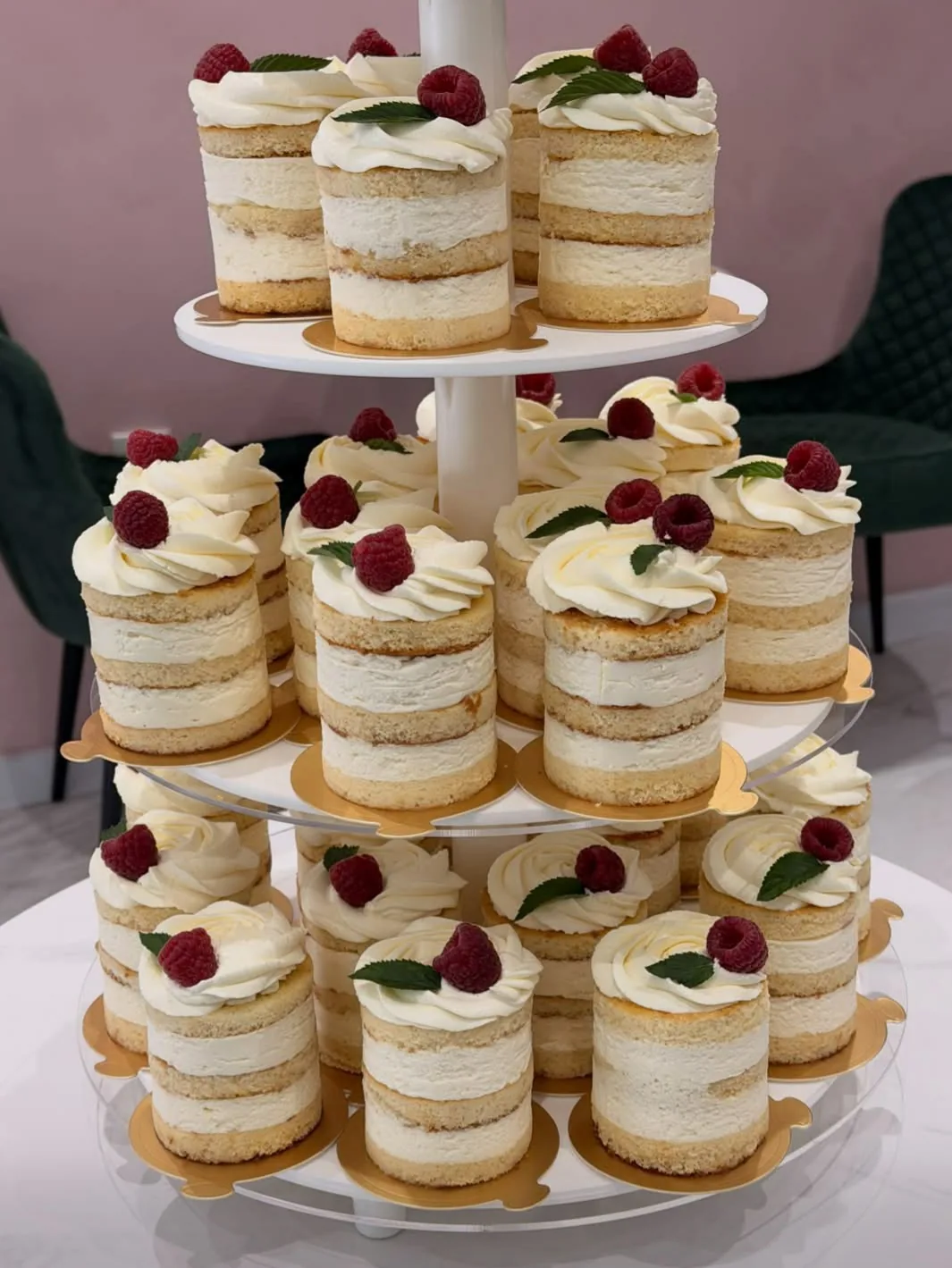 Сладкарници и торти в София – VI Cake – бутикови торти и сладки изкушения – снимка 6