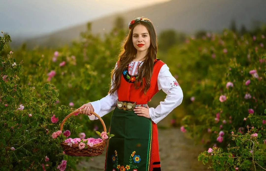 Заснемане на събития и рождени дни в Казанлък – Фотоателие - Пламен Петков – сватбена и документална фотогра… – снимка 3