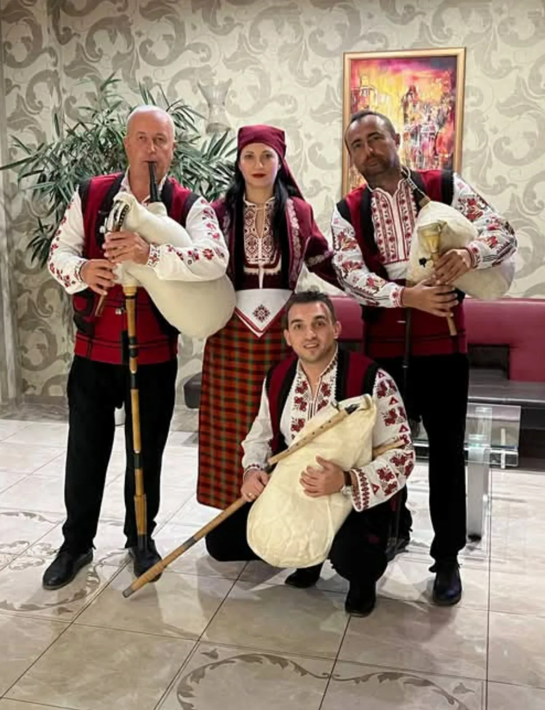 Фолклорни изпълнители и оркестри в цялата България – Формация "Гайдарите"
