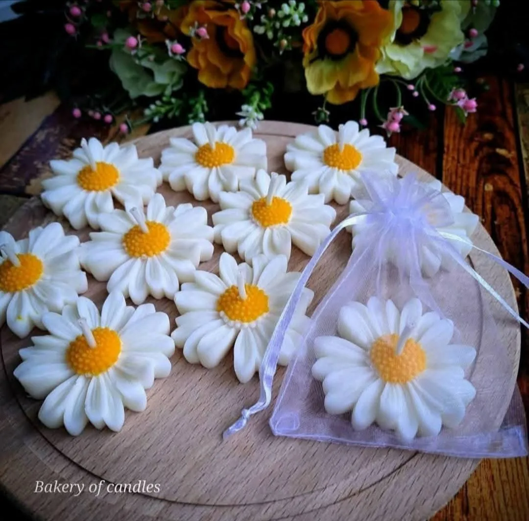 Кръщене - подаръци за гости в цялата България – Bakery of Candles – ръчно изработени ароматни свещи – снимка 2
