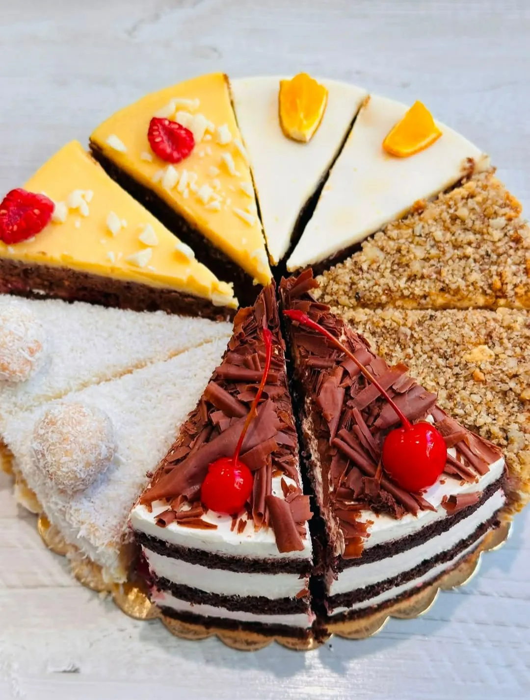 Сладкарници, торти, меденки и шоколад в Варна – Sweet Street Bakery Varna – торти, десерти и кетъринг