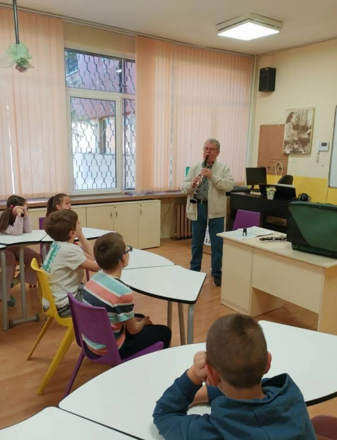 Танци, музика и вокал за деца в София – Фортисимо в клас – музикална образователна програма за деца – снимка 4