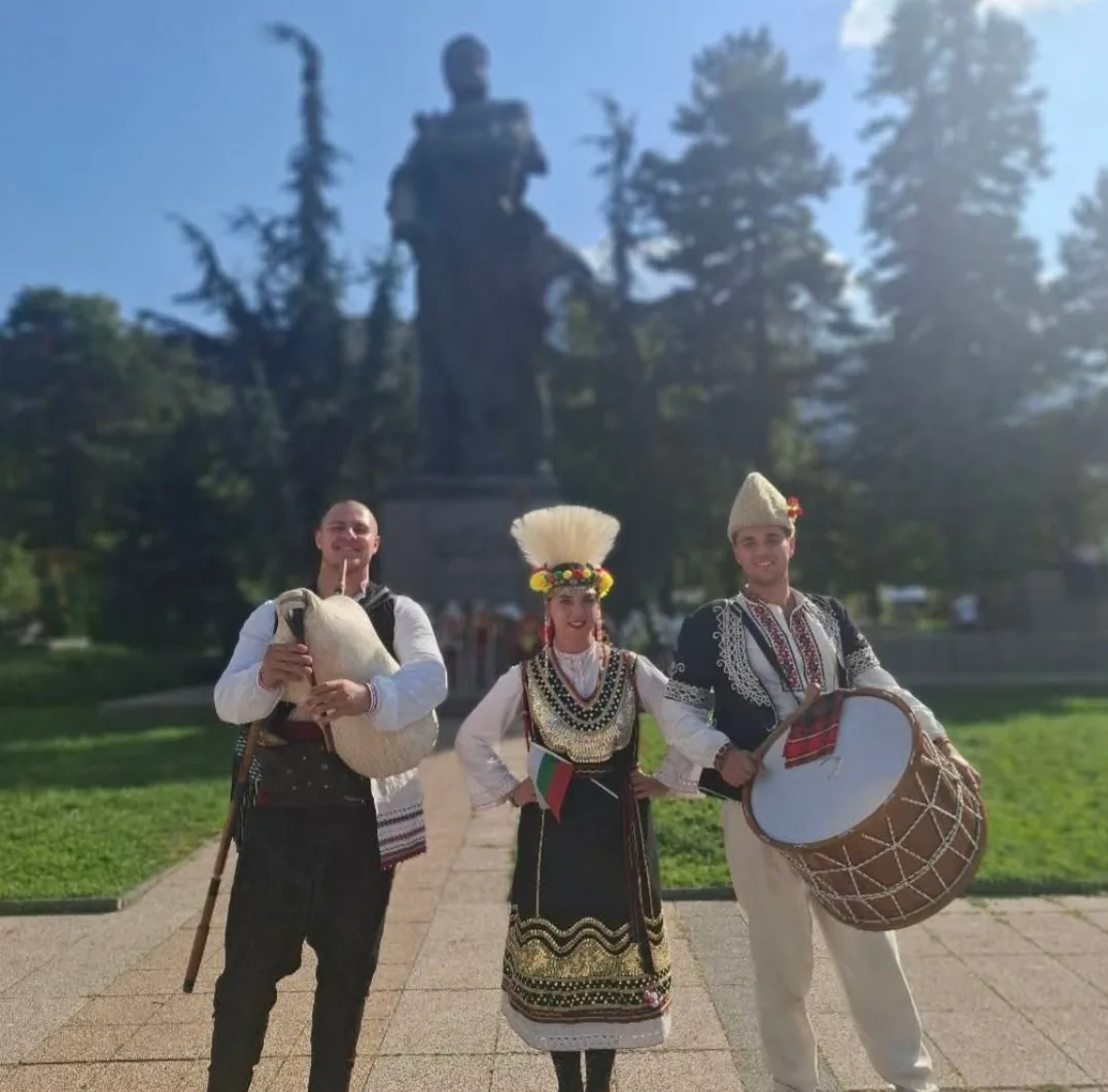 Фолклорни изпълнители и оркестри в цялата България – Формация „Тъпан бие, гайда свири“ – фолклорна музика за вашите съб…