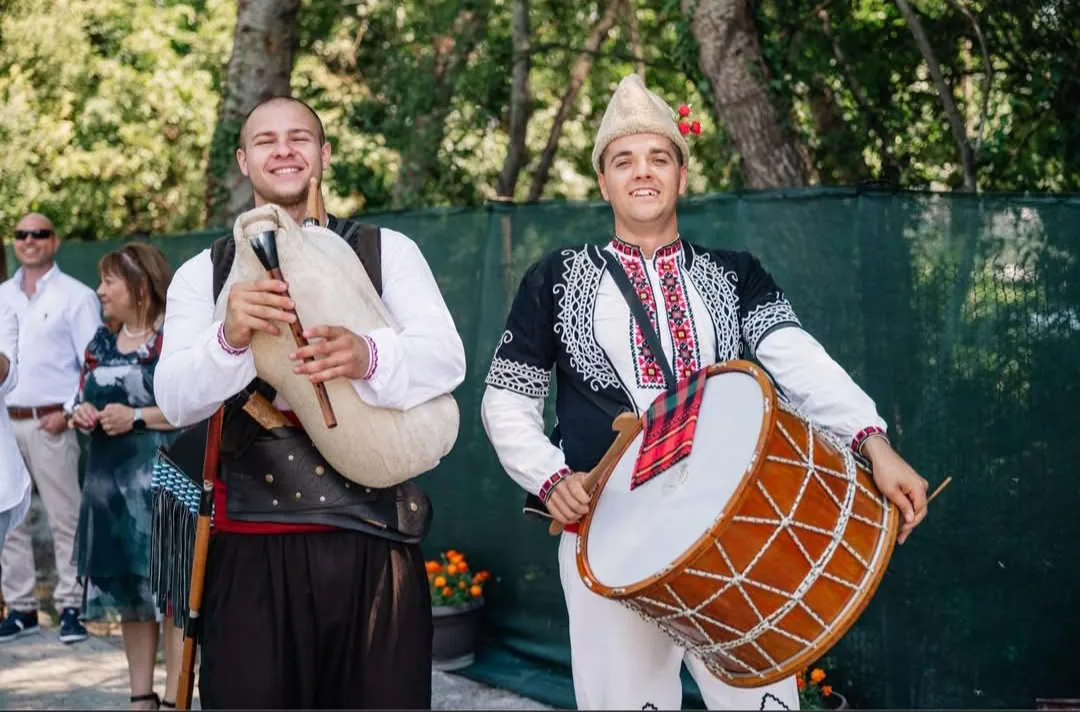 Фолклорни изпълнители и оркестри в цялата България – Формация „Тъпан бие, гайда свири“ – фолклорна музика за… – снимка 3