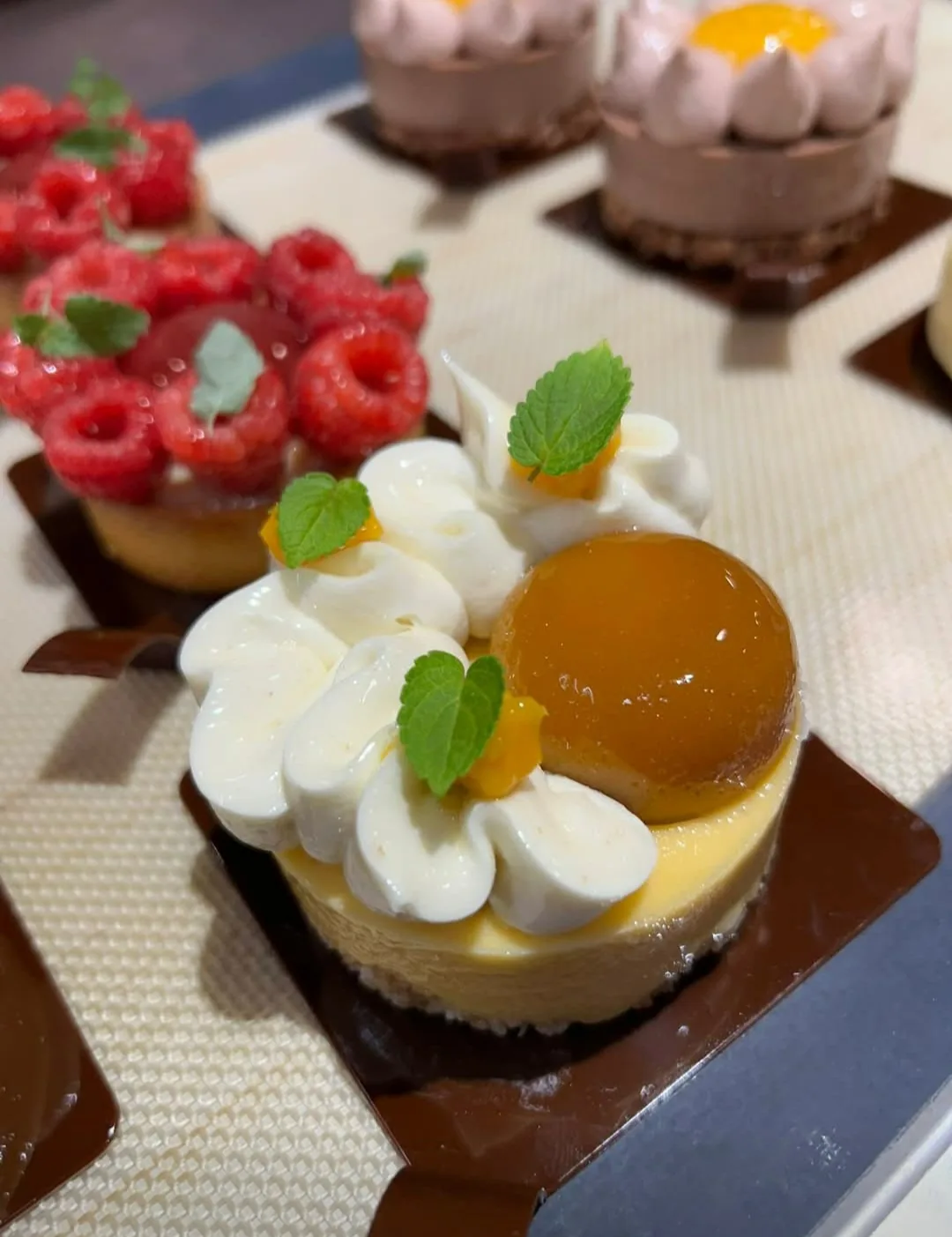 Сладкарници, торти, меденки и шоколад в София – Cakes & cupcakes & cookies - торти, кексчета и меденки – снимка 3