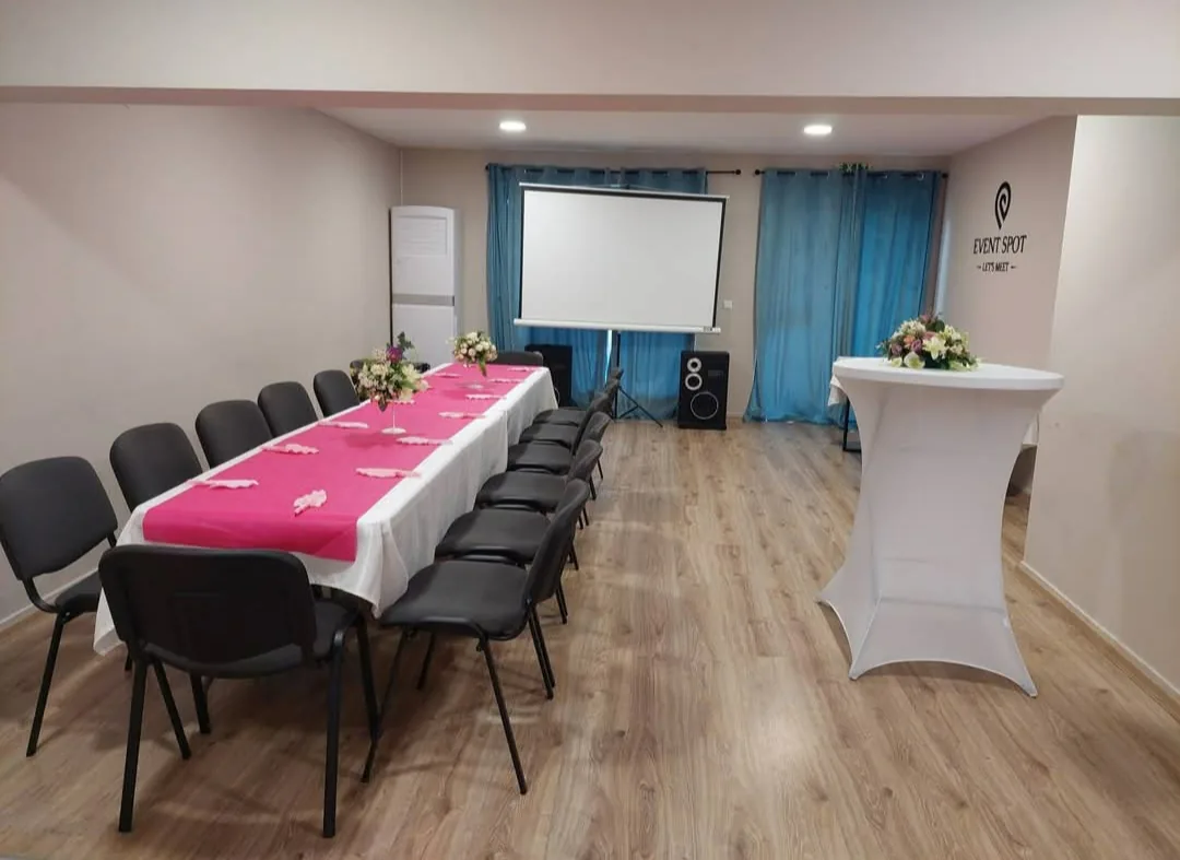 Зали и места за събития в Бургас – Event Spot Burgas – зала за събития до 45 души в Бургас