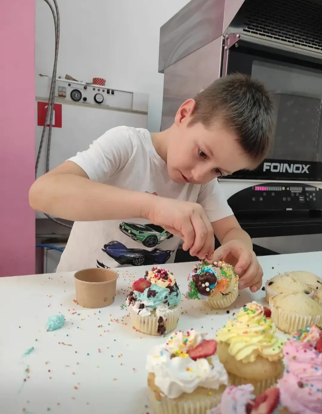 Детски рожден ден: мeстa, аниматори, парти центрове в София – Работилничка за сладки моменти – детски рожден… – снимка 2