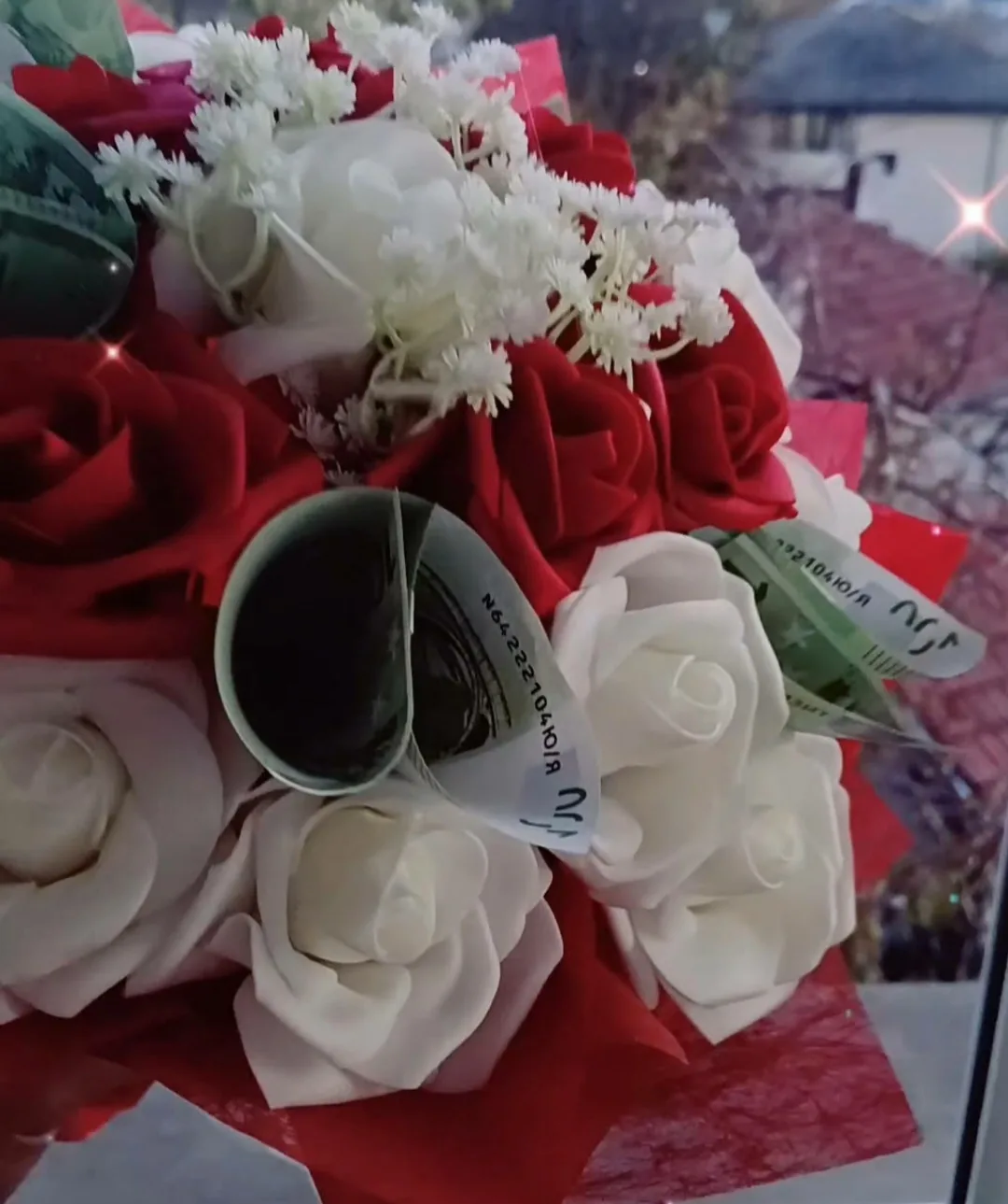 Декоративни цветя и аранжировки в цялата България – Eternal Roses & Bobo Balloons – сатенени рози и подаръчн… – снимка 2