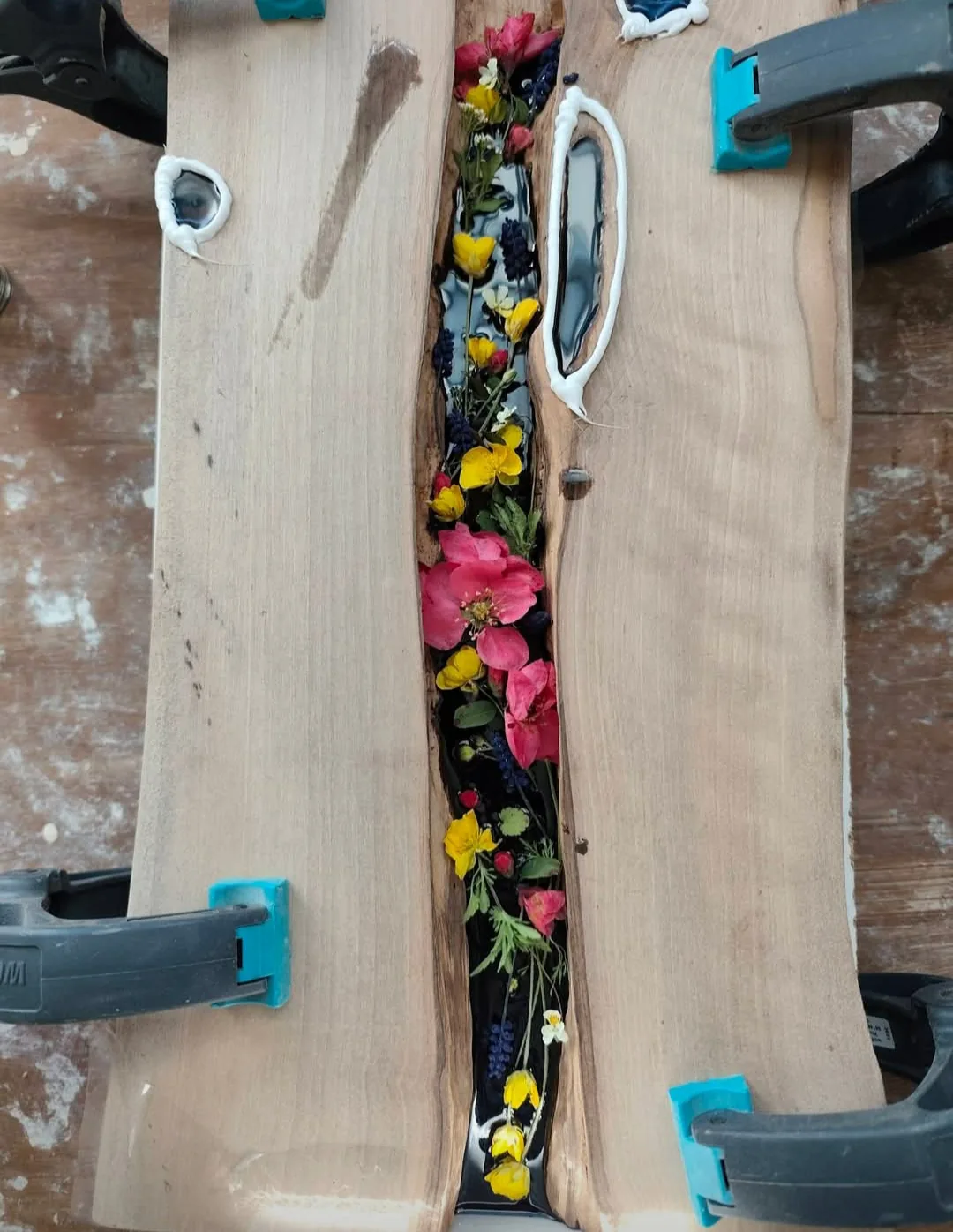 Сватбени аксессуари в Пловдив – Epoxy Art Craft Angel – запазване на булчински букет в епоксидна смола – снимка 9